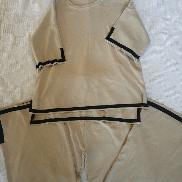 Knit 2 Pieces Sweater Sets Short Sleeve Pullover Tops and Wide Legs Pants - Picture 7 of 7